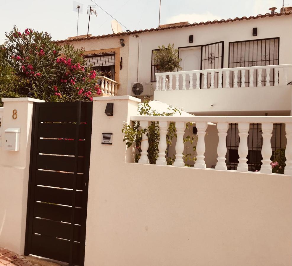 Apartamento Salinas 또레비에하 외부 사진